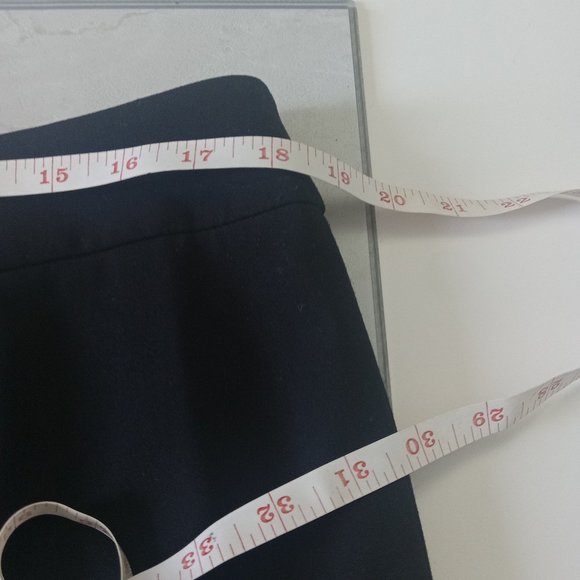 CALVIN KLEIN | Black Pencil Skirt - Picture 7 of 9